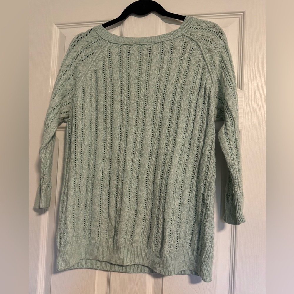 American Eagle Outfitters Green Crew Neck Sweater with 3/4 Sleeves - Picture 3 of 3